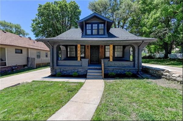 5808 Woodland Avenue, Kansas City MO 64110