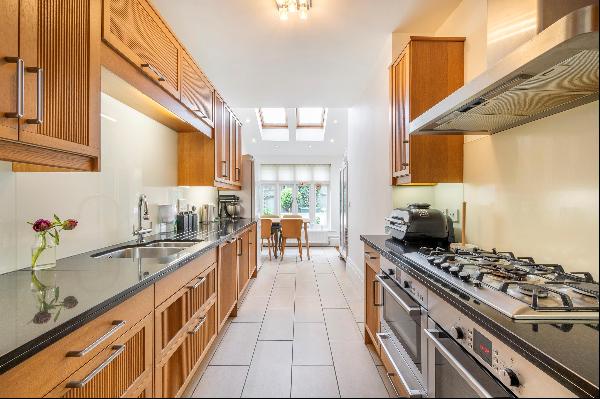 A 2 bedroom garden flat for sale on Glenloch Road, NW3..