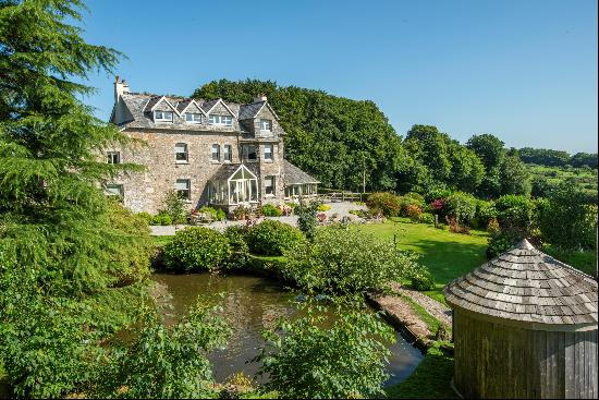 An impeccably presented family home in a magical position in the heart of Dartmoor Nationa