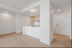 10130 Rue Lauraine-Vaillancourt Unit 304, Montréal (Ahuntsic-Cartierville) QC H3L0B1