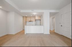 10130 Rue Lauraine-Vaillancourt Unit 304, Montréal (Ahuntsic-Cartierville) QC H3L0B1