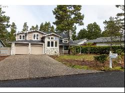 1009 Royal Saint Georges Dr, Florence OR 97439