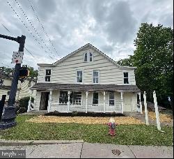 159 N Sycamore, Newtown PA 18940