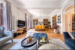 Flat For Sale In Muntaner, Eixample, Barcelona