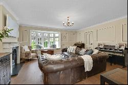 Church Road, East Molesey, Surrey, KT8 9DS