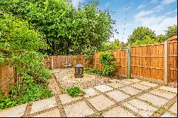 Kilmorey Gardens, Twickenham, TW1 1PY