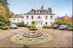 Heronsbrook, Buckhurst Road, Ascot, Berkshire, SL5 7QD