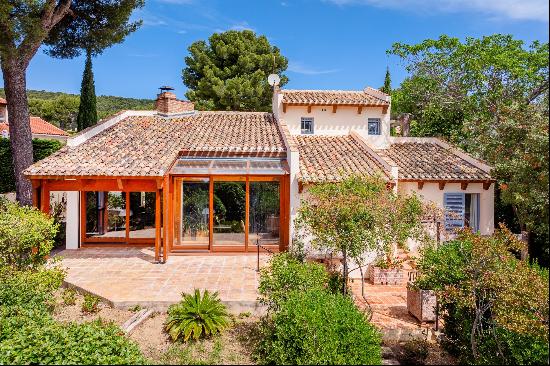 Cassis - Traditional House with Sea View