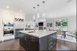 Stunning Custom-Built Home In Riverdale 