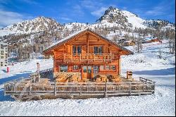 Chalet on the slopes