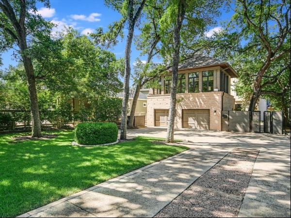 2107 Bridle PATH, Austin, TX, 78703, USA