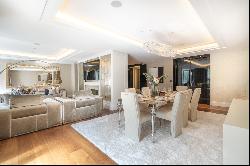 Newly built luxury apartment with designer interior in the heart of Belgravia