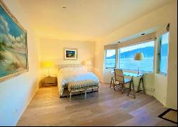 Beautifully Remodeled Furnished Waterfront Rental