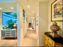 Beautifully Remodeled Furnished Waterfront Rental