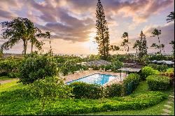 Authentic and Unique Kaanapali Maui Cottage