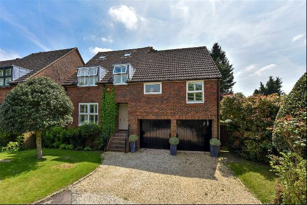 Agars Place, Datchet, Slough, Windsor and Maidenhead, SL3 9AH