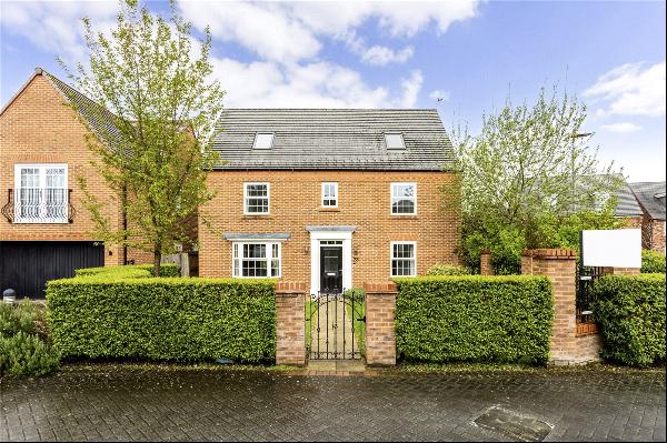 Bramwell Way, Wilmslow, Cheshire, SK9 2TL