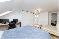 Clonmore Street, Wimbledon, London, SW18 5HB