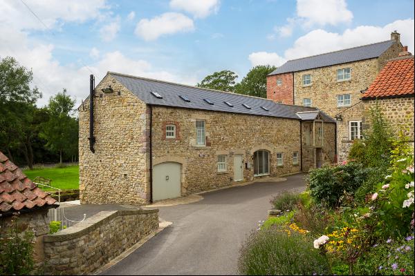 West Tanfield, Ripon, North Yorkshire, HG4 5LF