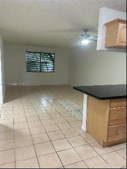 17255 SW 95th Ave Unit 223, Palmetto Bay FL 33157