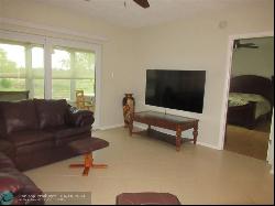 601 NW 76th Ter #206, Margate FL 33063