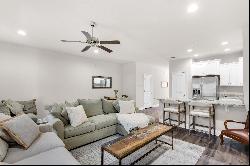 Charming Two-Story Townhome In The Heart Of Santa Rosa Beach