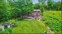 490 South Road, Holden ME 04429