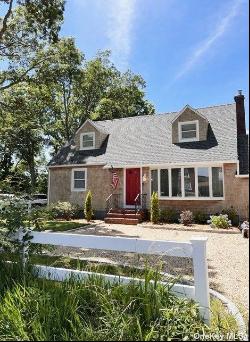 47 Oneck Lane, Westhampton Beach NY 11978