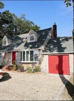 47 Oneck Lane, Westhampton Beach NY 11978