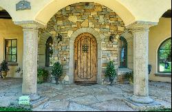 Tuscan-Inspired Villa with Panoramic Views