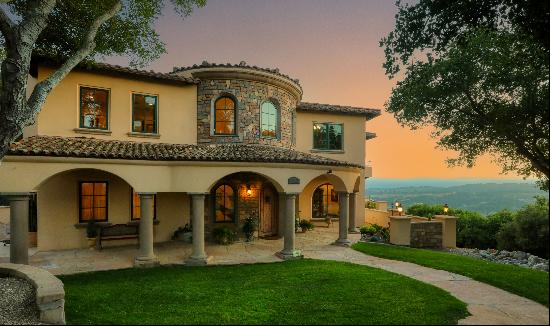 Tuscan-Inspired Villa with Panoramic Views