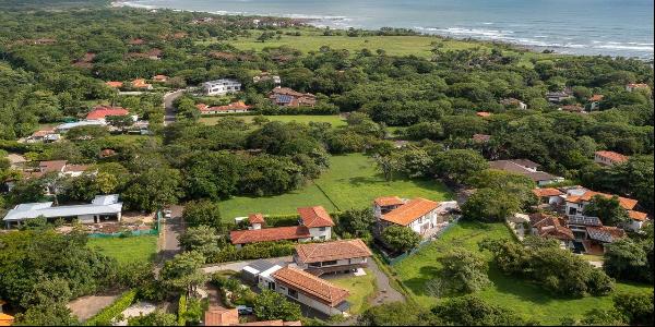 Las Golondrinas, Hacienda Pinilla, COSTA RICA