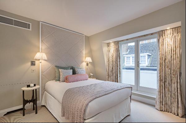 3 bedroom house to rent in Knightsbridge, SW7