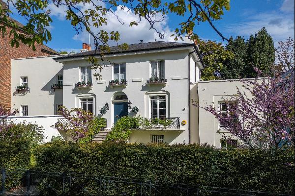 An exquisite, recently refurbished Grade II listed Georgian villa (6,149 sq ft / 571 sq m)