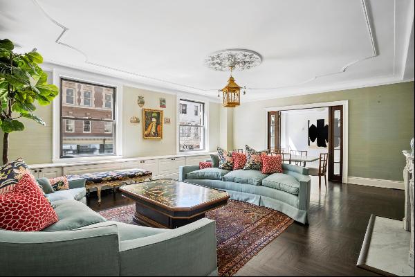 <p>Rarely available, gracious, sun-flooded 9-room corner apartment with approx. 3,300 sqft