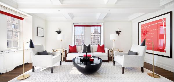 Experience Manhattan's prime Upper East Side with 5-star service, modern amenities and 