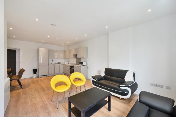 Apartment to let in Glass Blowers House, E14