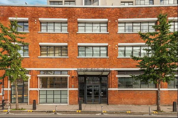 A truly stunning two bedroom loft apartment with a private terrace for sale in King's Cros