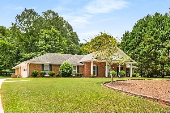 Fantastic and Spacious Brick Ranch Home in Sought After Pendleton