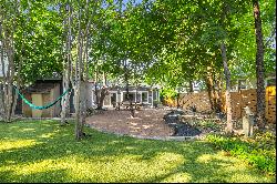 513 East Live Oak Street, Austin, TX 78704