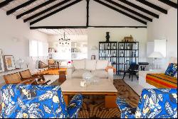 Exceptional property, private access to Brejos beach, overlooking the rice fields of Compo