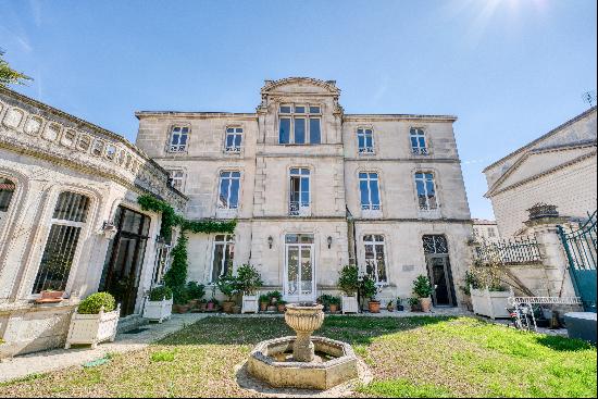 PRESTIGIOUS PRIVATE HOTEL - ROCHEFORT TOWN CENTER