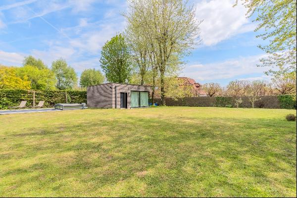 Bondues,  a deux pas de la Croix Blanche,  Studio de 50sqm.