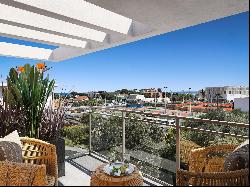 Antibes: Luxury duplex apartment - 115 sqm - Sea view - Delivery september 2024