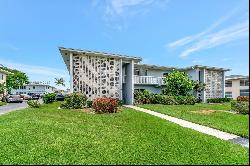 310 North Blvd Unit 2B, Boynton Beach FL 33435