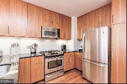 1425 Locust Street Unit 15D, Philadelphia PA 19102