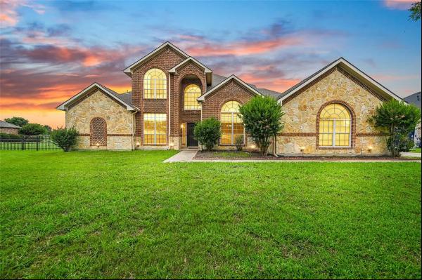 1022 Horse Creek Road, Crowley TX 76036