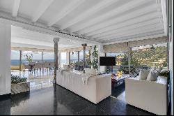 Exclusive : Exceptional Menton Garavan Penthouse: Breathtaking Sea Views