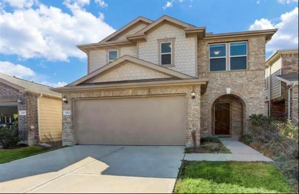 13111 Mills Grove Drive, Houston TX 77070