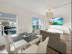 3868 NE 169th St Unit 303, North Miami Beach FL 33160